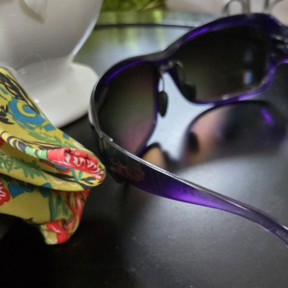 Maui Jim Seven Pools Polorized Sunglasses - Picture 9 of 14